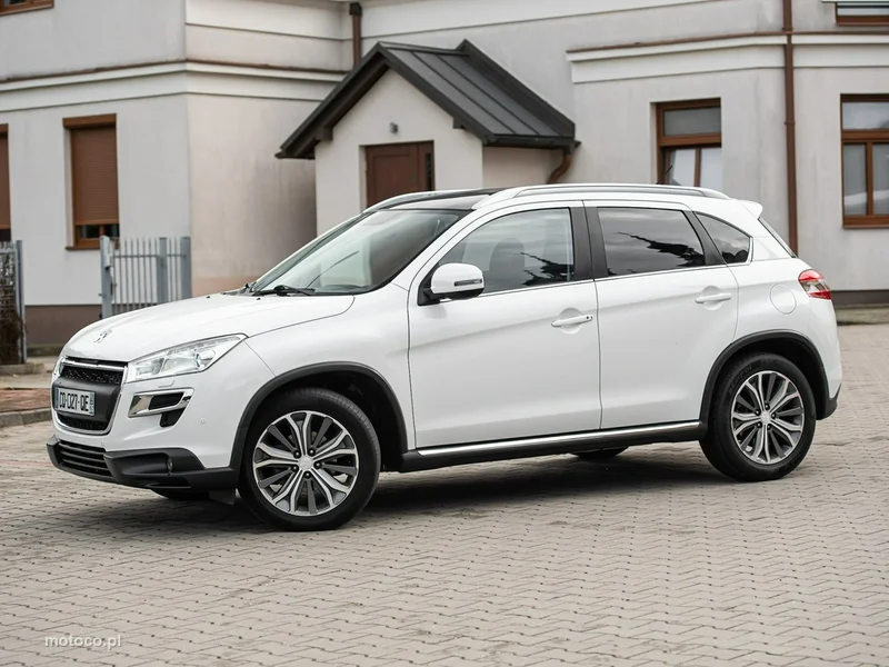 Peugeot 4008 13