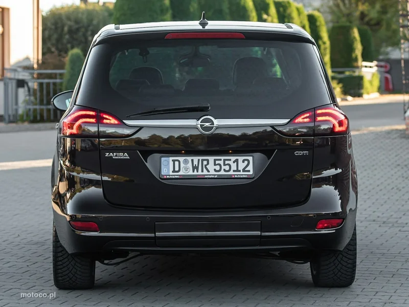 Opel Zafira C Tourer 17