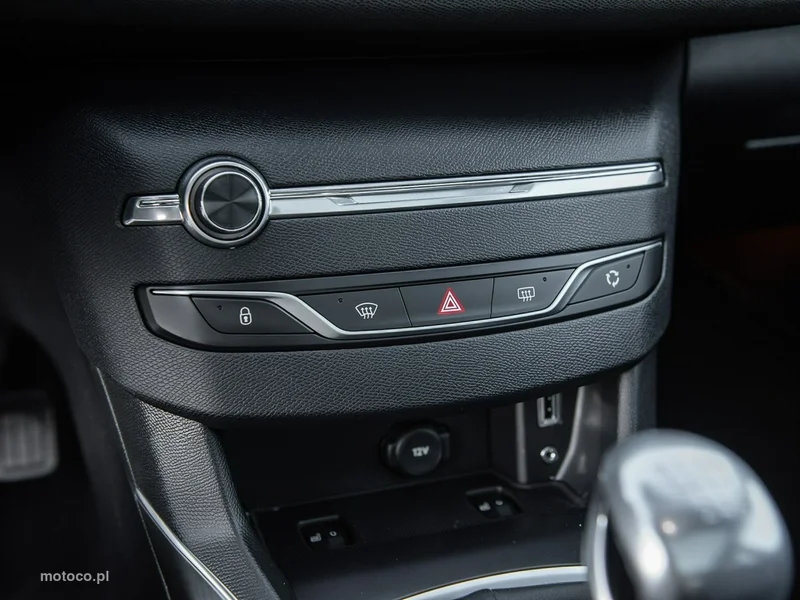 Peugeot 308 23