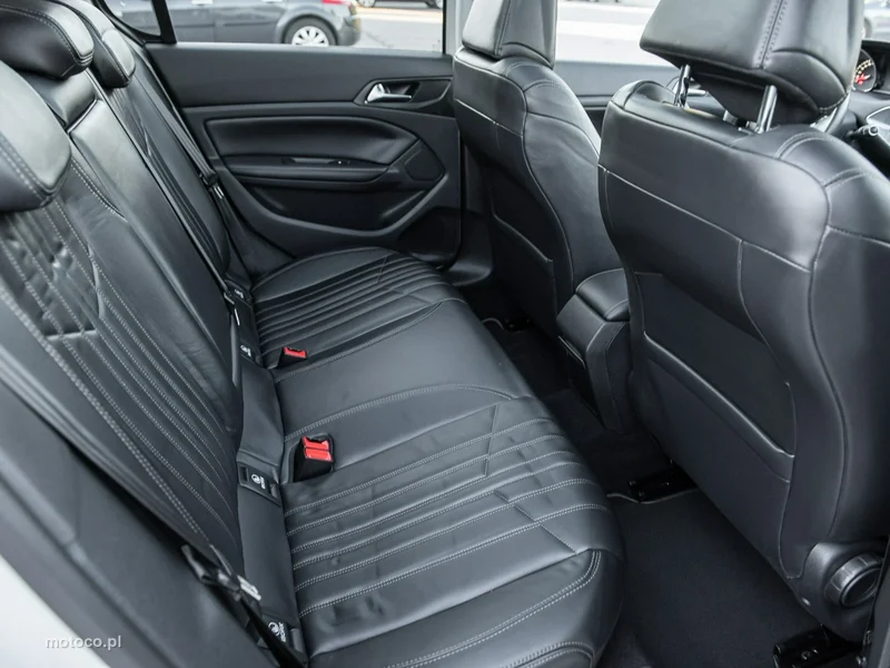 Peugeot 308 9