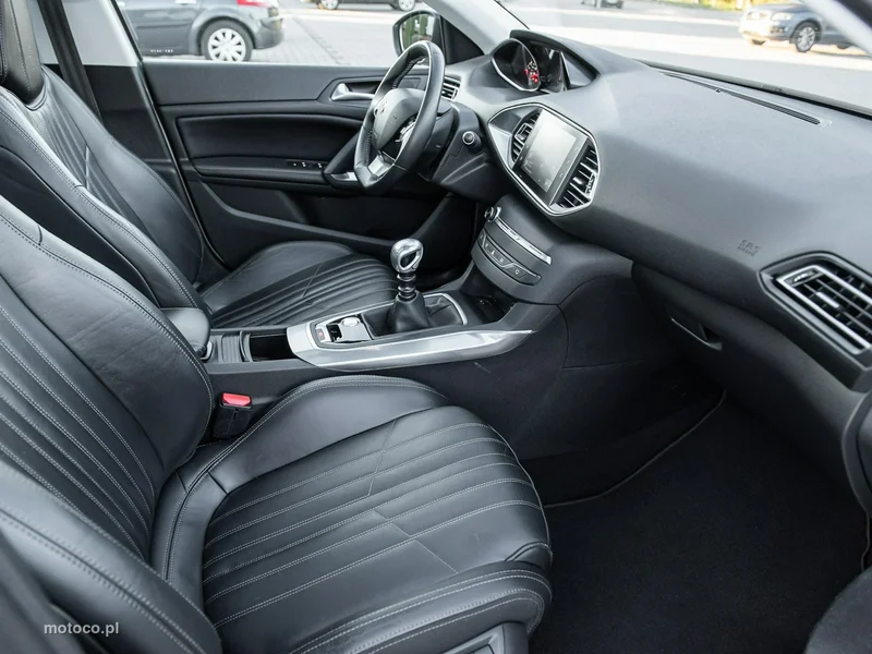 Peugeot 308 10