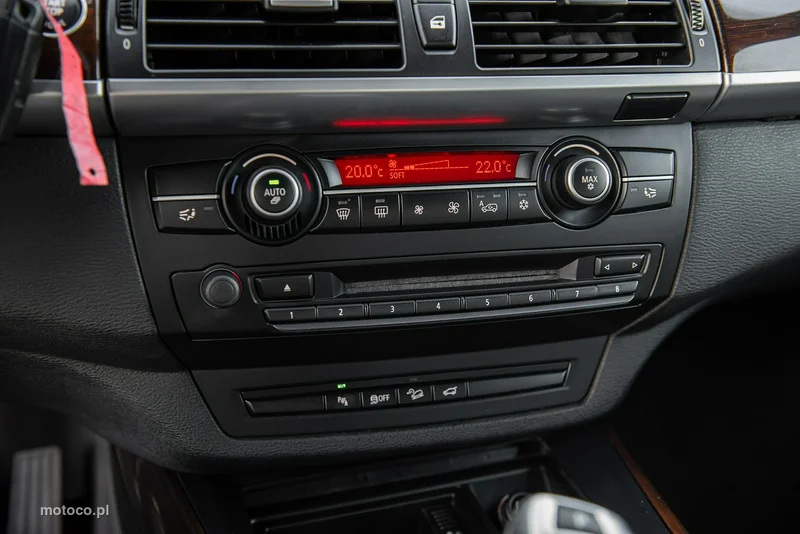 BMW X5 E70 23