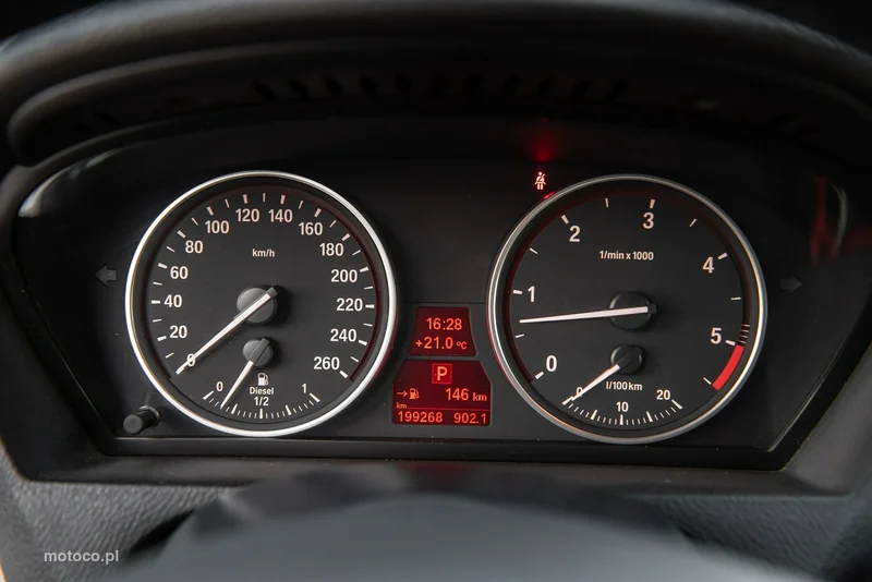 BMW X5 E70 31
