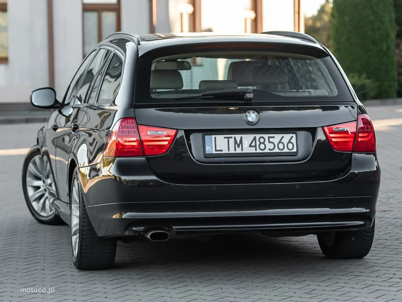 BMW Seria 3 E90 318 2