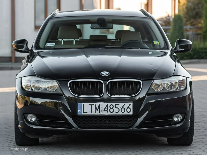 BMW Seria 3 E90 318 10