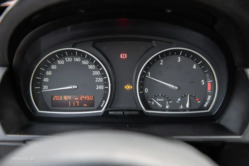 BMW X3 E83 28
