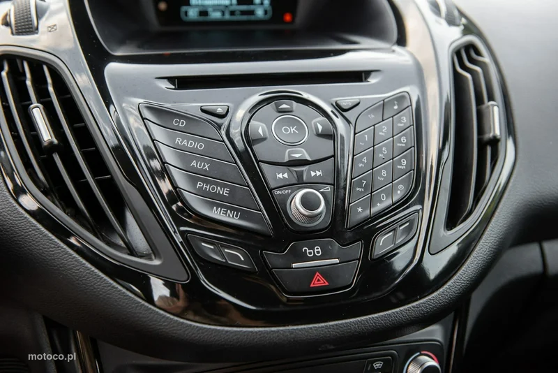 Ford B-Max 24
