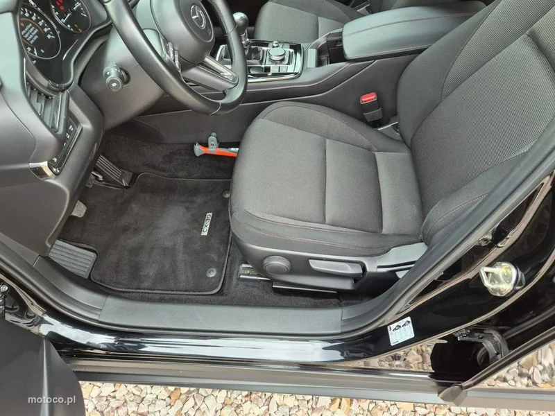 Mazda CX-30 25