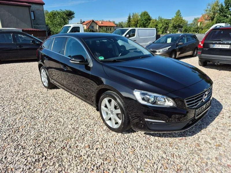 Volvo V60 12