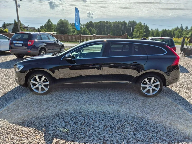 Volvo V60 14