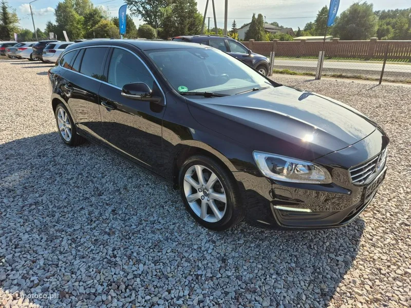 Volvo V60 3