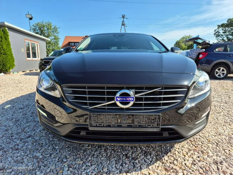 Volvo V60 5