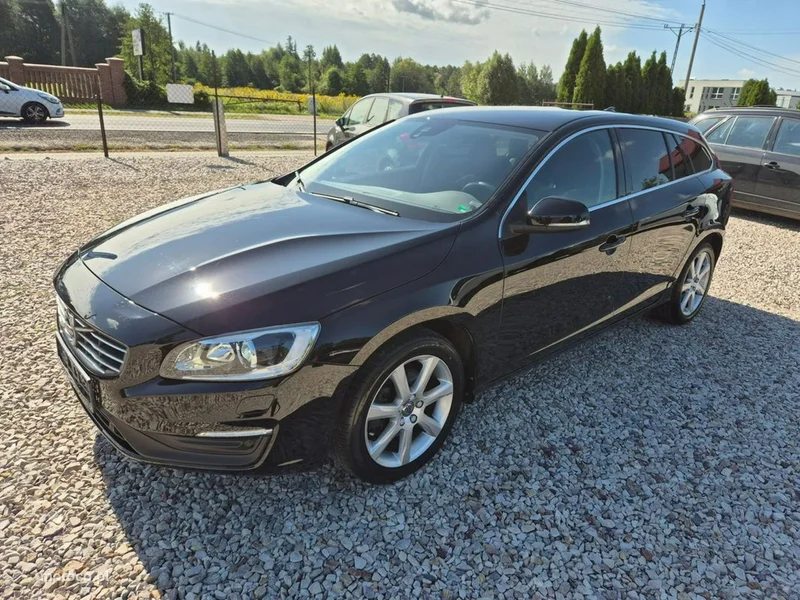 Volvo V60 9