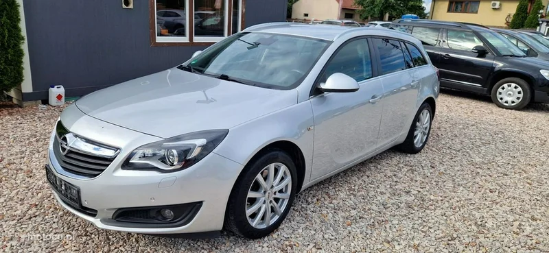 Opel Insignia A 24