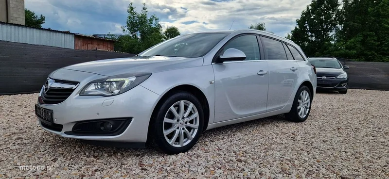 Opel Insignia A 9
