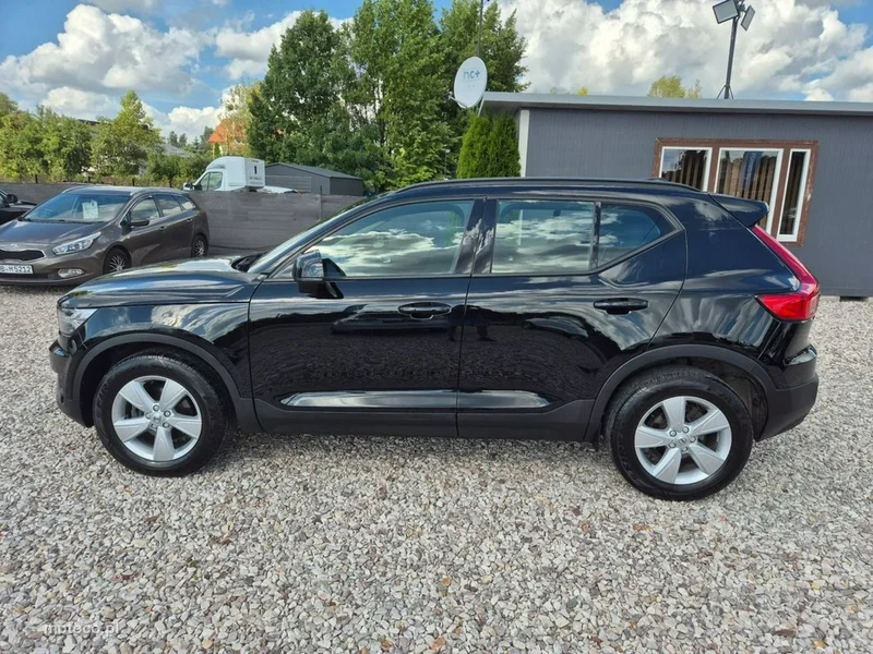 Volvo XC 40 12