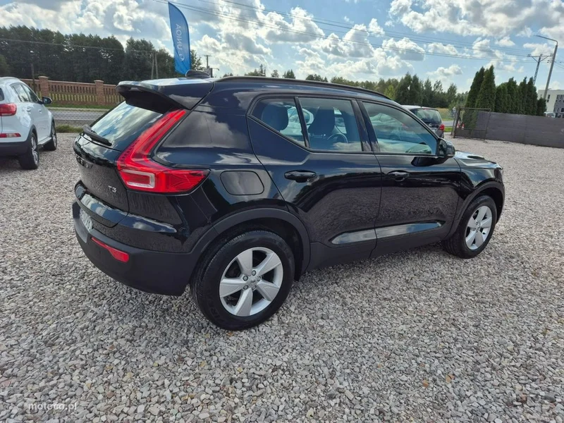 Volvo XC 40 9