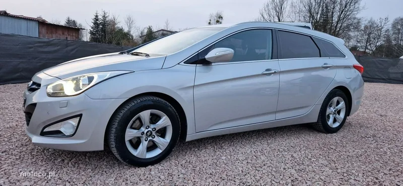 Hyundai i40 13