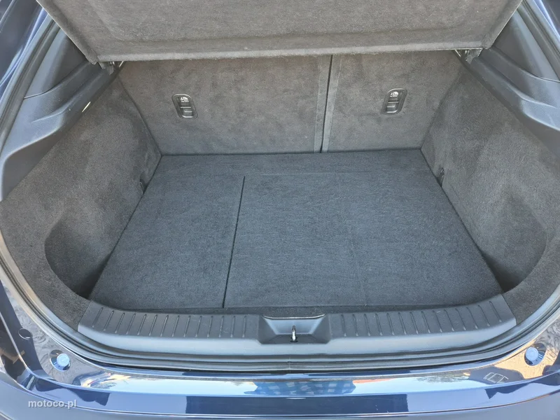 Mazda CX-30 32
