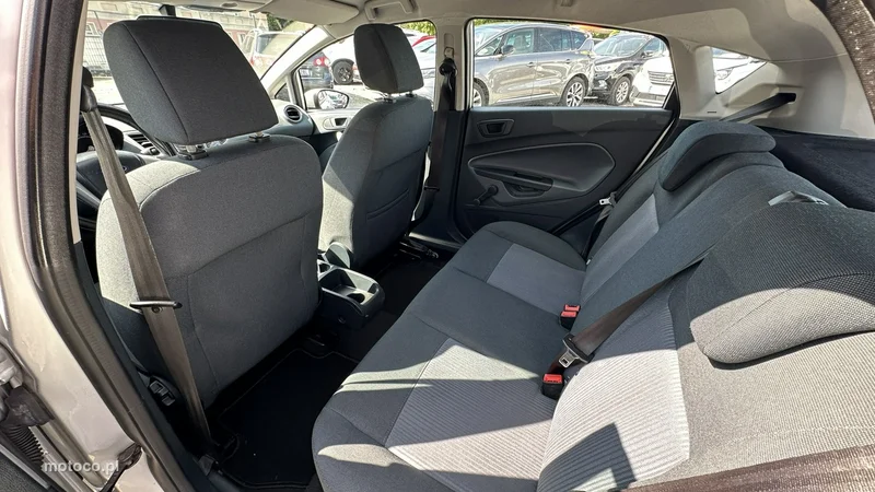 Ford Fiesta VI 21