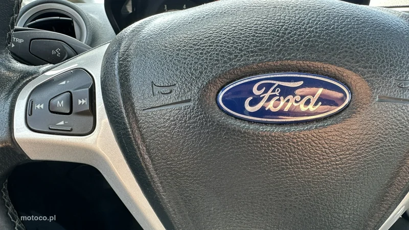 Ford Fiesta VI 23