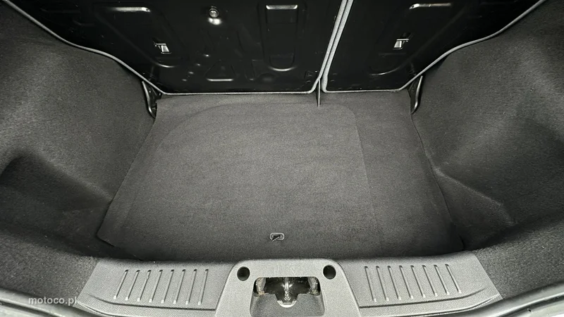 Ford Fiesta VI 6
