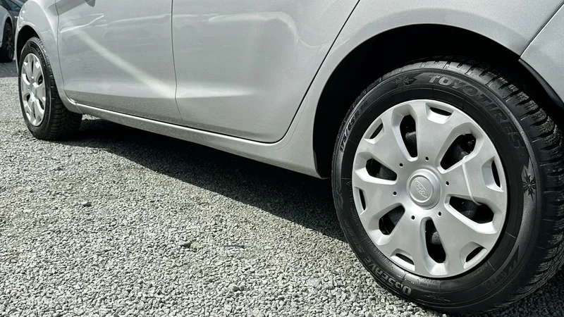 Ford Fiesta VI 8