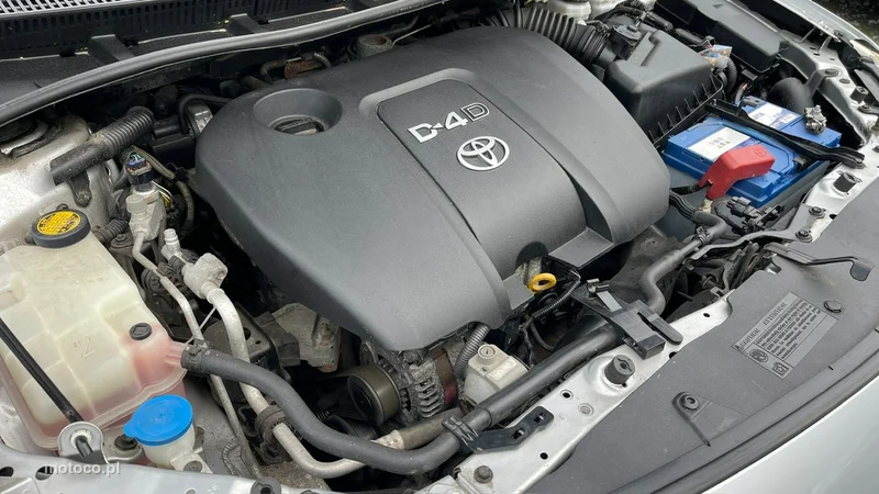 Toyota Corolla E140/E150 14