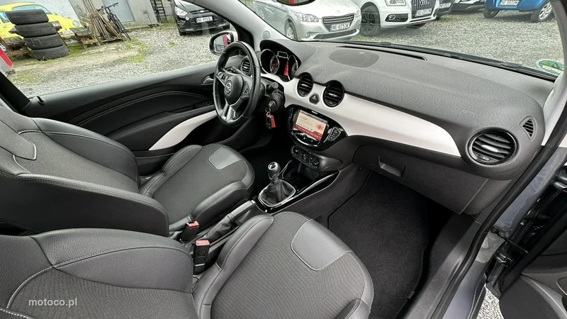 Opel Adam 12