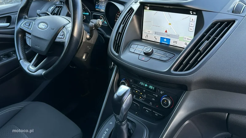 Ford Kuga II 22