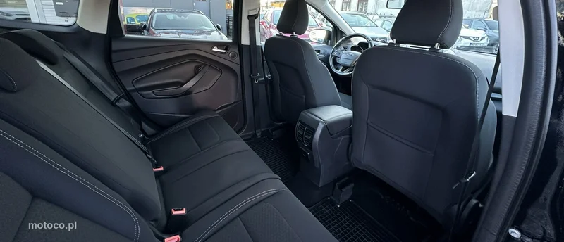 Ford Kuga II 23