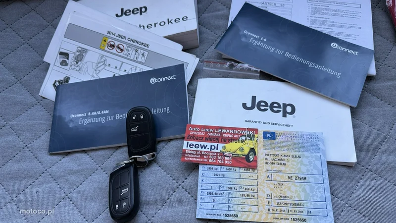 Jeep Cherokee 32