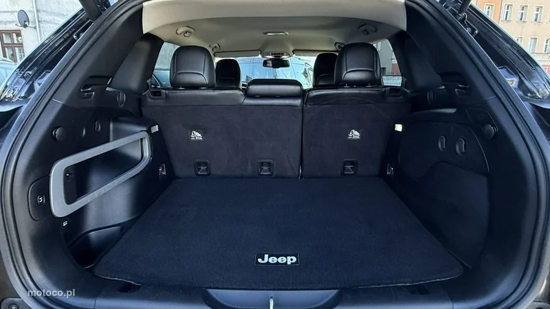Jeep Cherokee 7