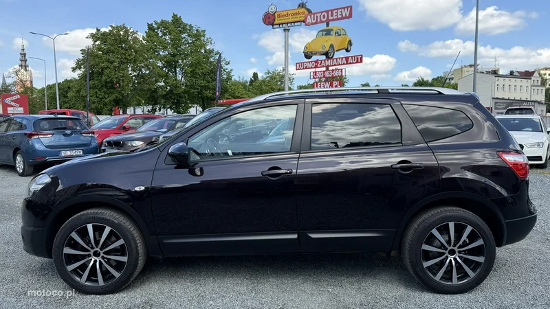 Nissan Qashqai+2 12