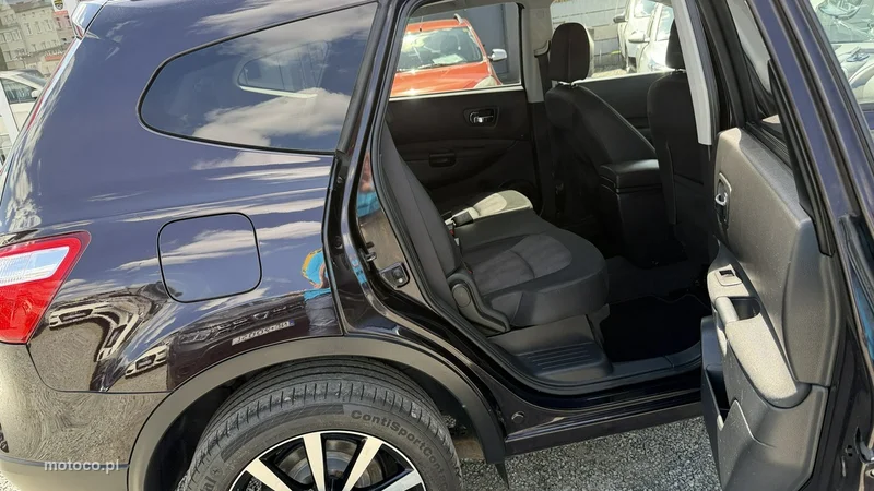 Nissan Qashqai+2 18