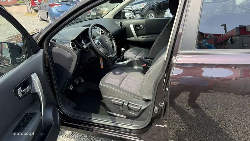 Nissan Qashqai+2 22