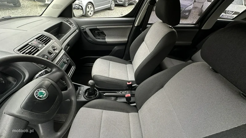 Skoda Roomster I 30