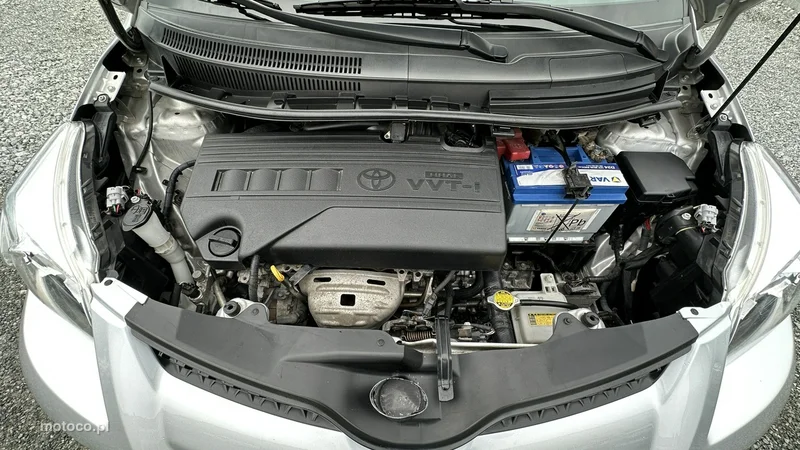 Toyota Urban Cruiser 12
