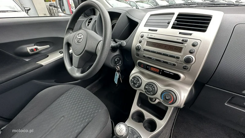 Toyota Urban Cruiser 14