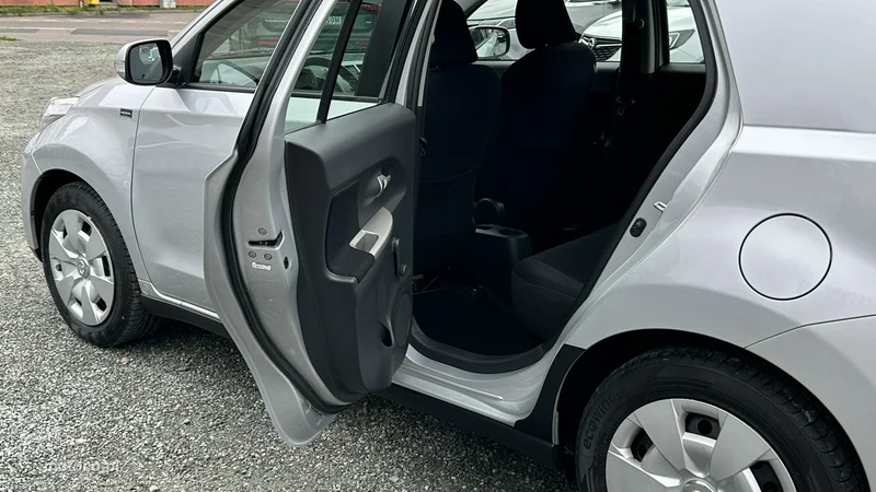 Toyota Urban Cruiser 17