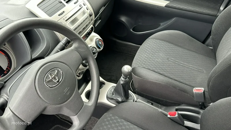 Toyota Urban Cruiser 19