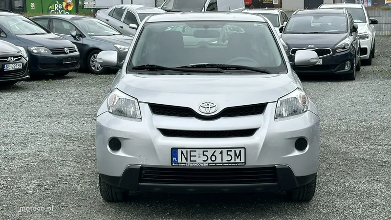 Toyota Urban Cruiser 10