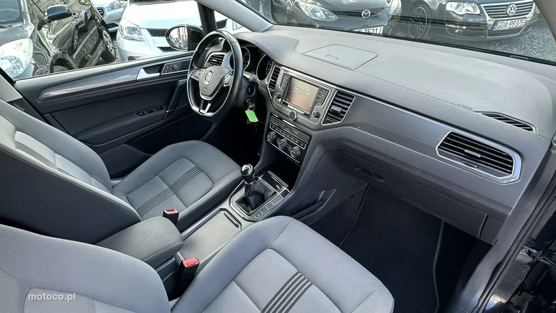 Volkswagen Golf Sportsvan VII 18