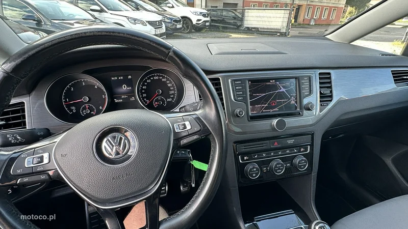 Volkswagen Golf Sportsvan VII 26