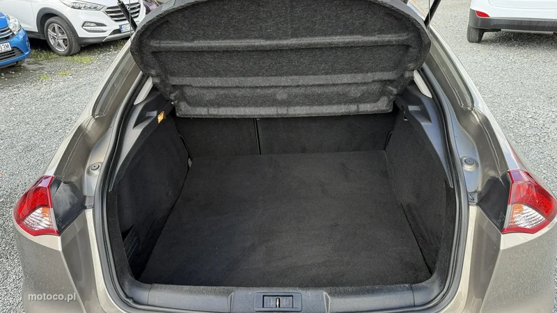 Renault Laguna III 11