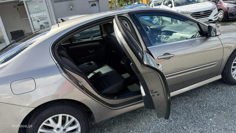 Renault Laguna III 21