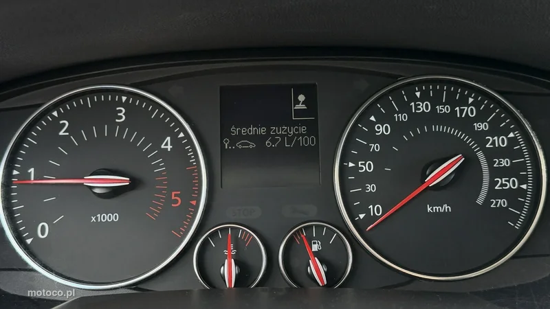 Renault Laguna III 30