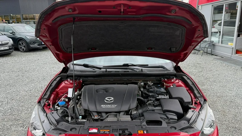 Mazda 3 11