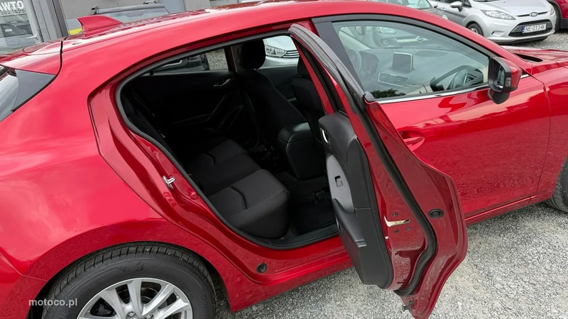 Mazda 3 16