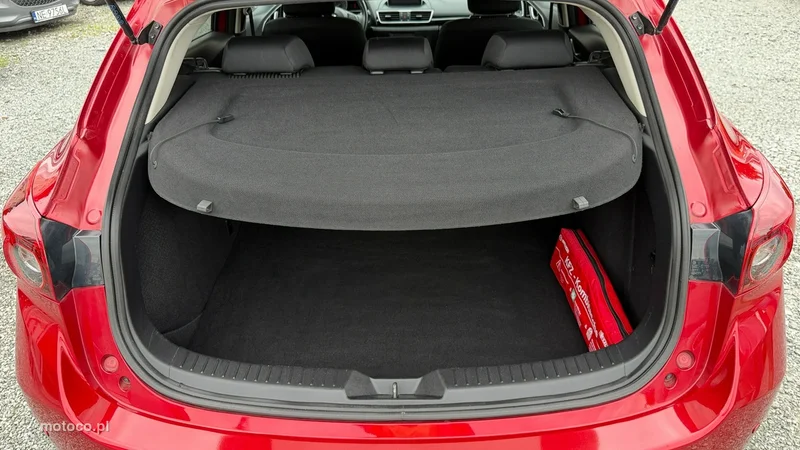 Mazda 3 6